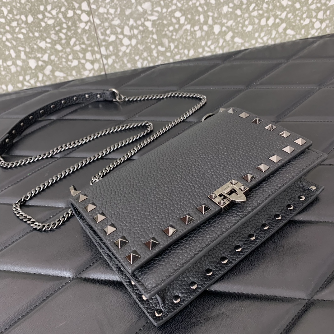 Valentino Garavani Rockstud Small Shoulder Bag in Black Grainy Calfskin